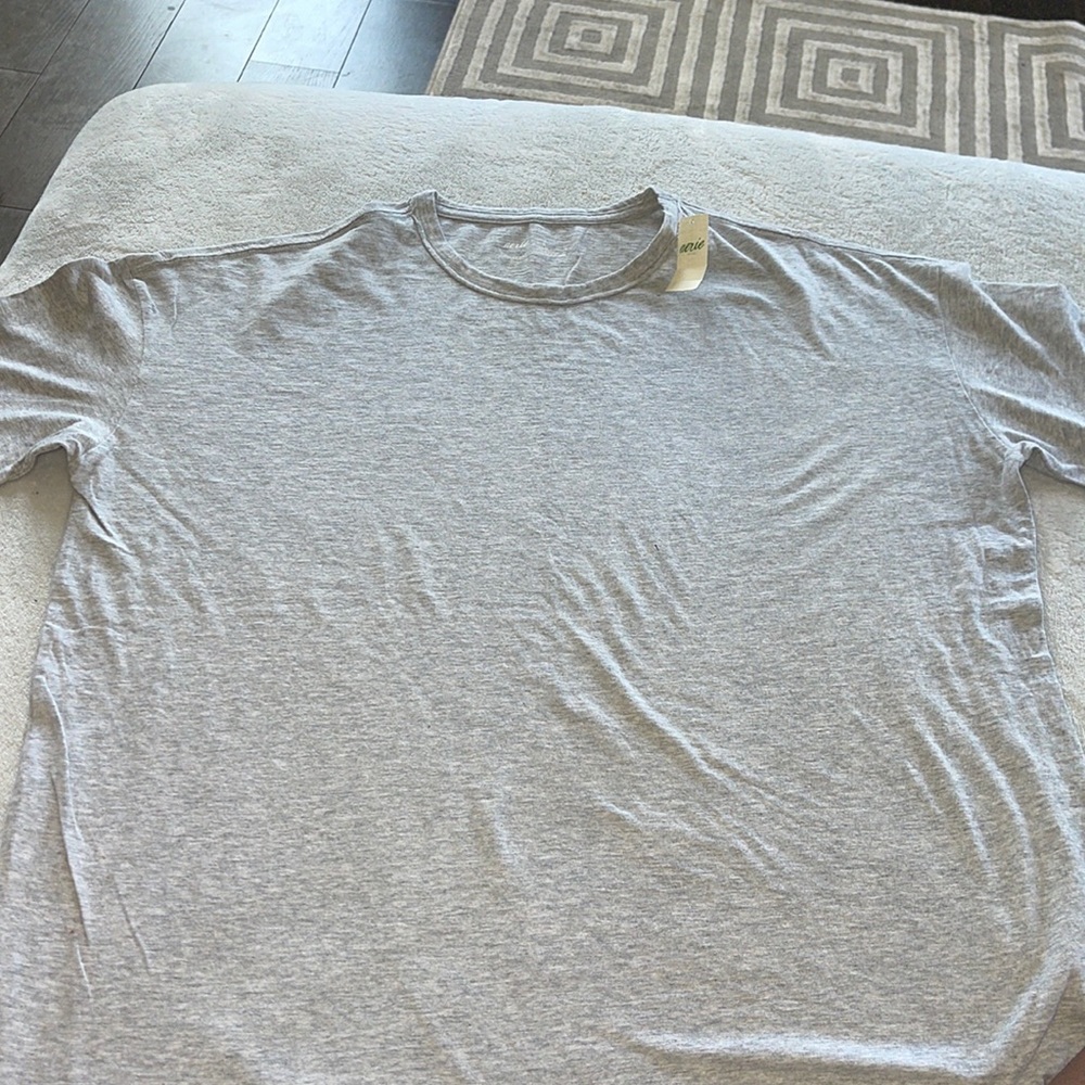 NWT Aerie tee